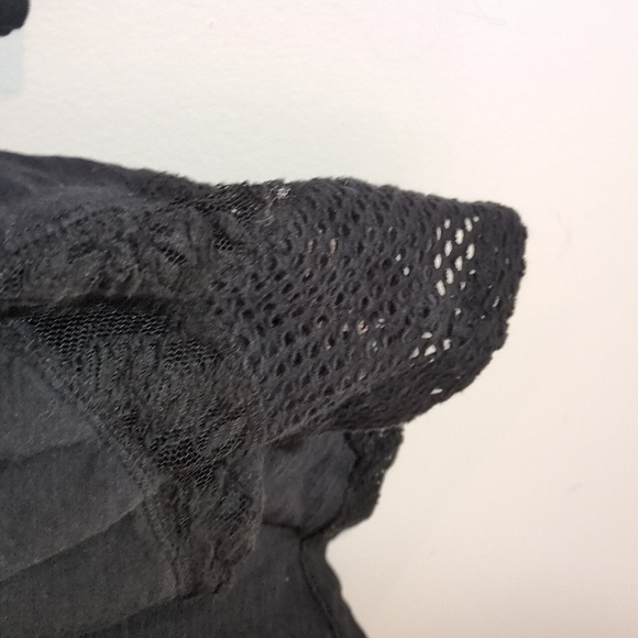 DKNY top - Picture 4 of 10